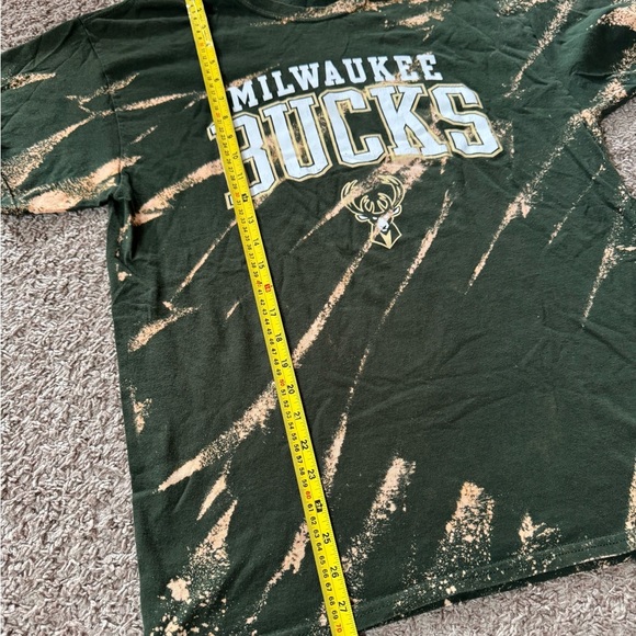 Milwaukee Bucks Short Sleeve T Shirt Fanatics Brand Men Size Large - Picture 2 of 6